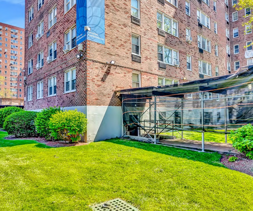630 Lenox